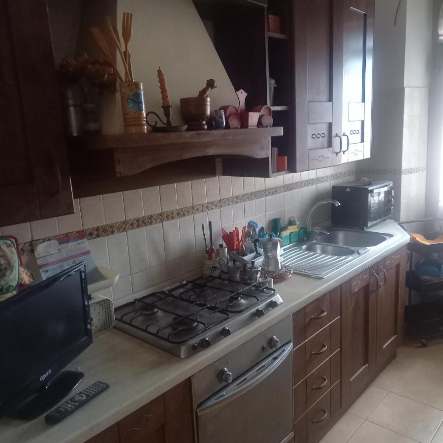 Il Nido Di Mamma E Babbo Apartment Civitavecchia Bagian luar foto