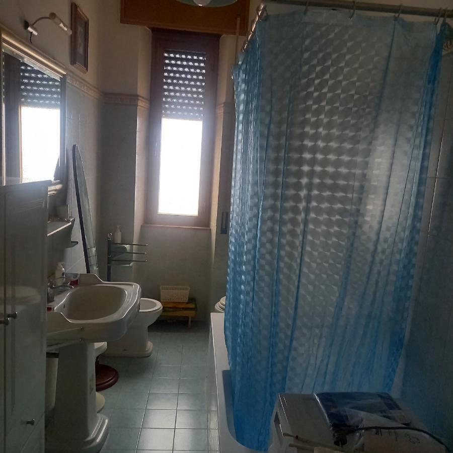 Il Nido Di Mamma E Babbo Apartment Civitavecchia Bagian luar foto