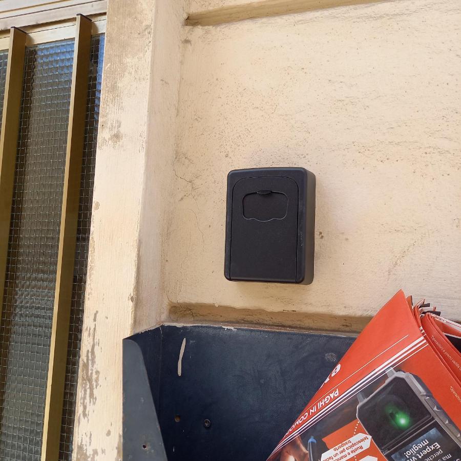 Il Nido Di Mamma E Babbo Apartment Civitavecchia Bagian luar foto